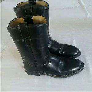 Justin Ropers in new condition